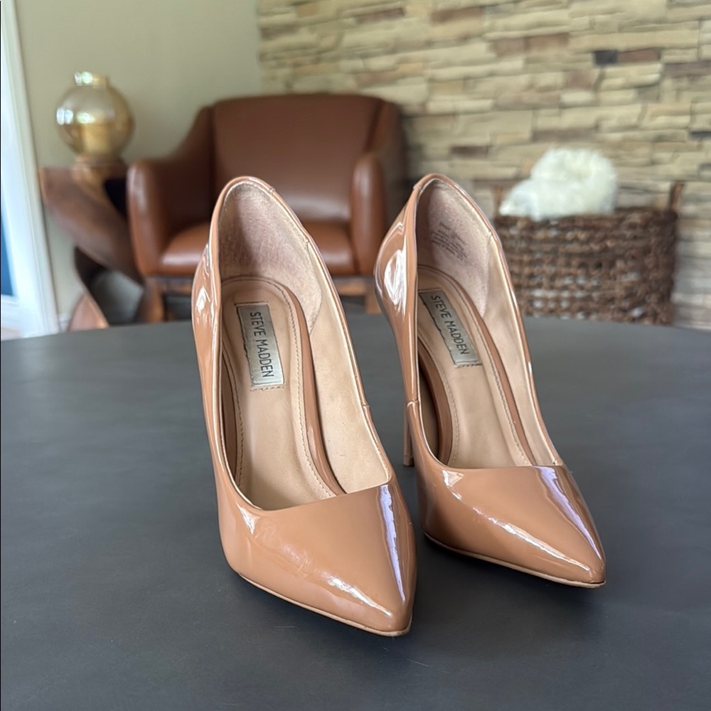 Steve Madden Tan Stiletto Heels
